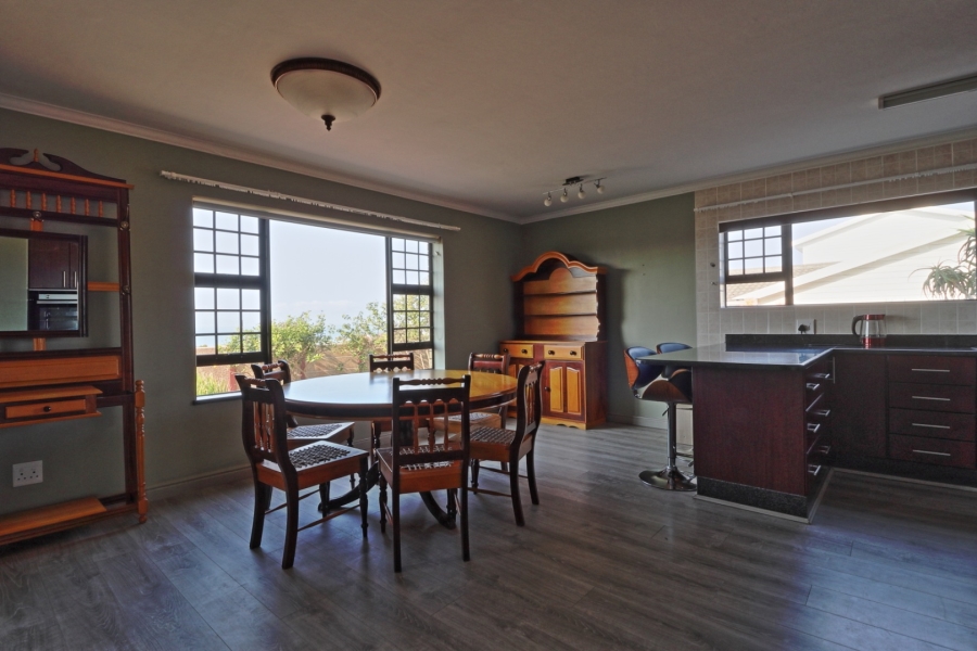 4 Bedroom Property for Sale in Reebok Western Cape